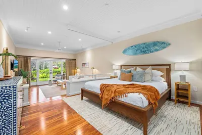 Image de Romantic Honeymoon Getaway • 1br Villa Steps to Beach & Pool & Jacuzzi