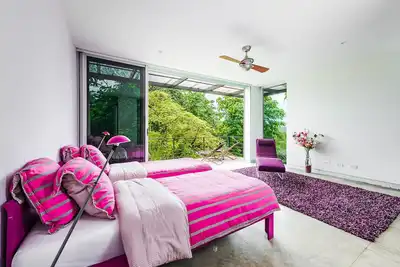 Image de Luna Luxury Villa w/ Pool & Concierge! \n