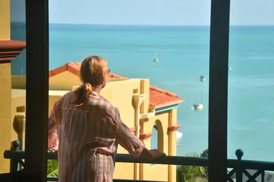 Image de AirlieBliss is less than 5 minutes walk to the main esplanade