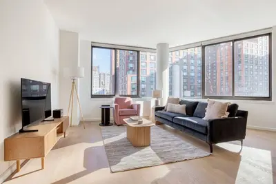 Image de Hip Flatiron 2br w/ Gym & Doorman, nr Union Square Park, by Blueground