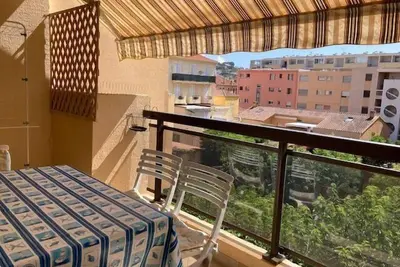 Image de T2 CLIMATISÉ Centre-Ville Du Lavandou