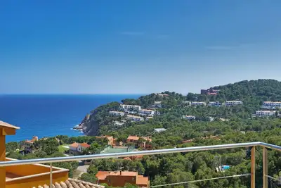 Image de 6 Bedroom Villa, Sea Views, Pool, Tamariu