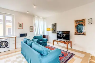 Image de Borgo Vittorio 2 bdr _small@ Vatican