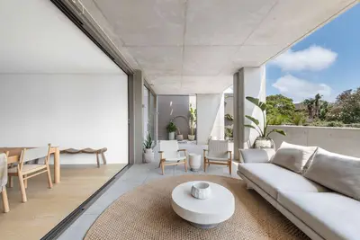 Image de 4br Bondi Bliss: Stylish Coastal Retreat