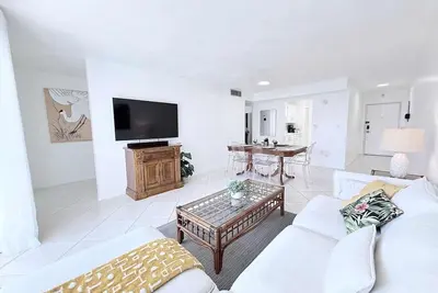 Image de le cartier sunny isles ocean paradise