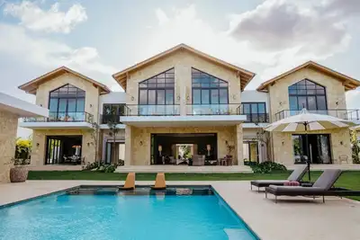 Image de Casa Roble in Casa de Campo by Personal Villas - Modern Elegant Home