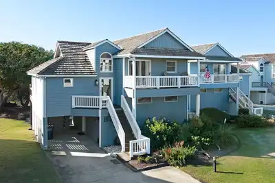 Image de Island Time: Golf Community, Beach Club Access w/ Pool and Oceanfront Parking