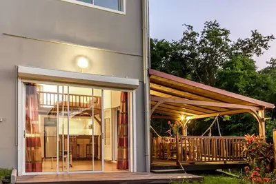 Image de Grand Studio, terrasse, vue mer, piscine, charme