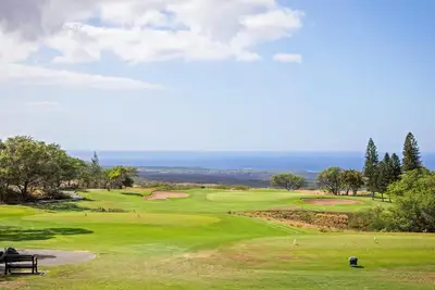 Image de Paradise Ocean Views & Golf w/ A/C + Pool / PickleBall / Tennis
