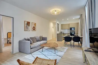 Sublime Apartment Matignon St Honoré