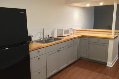 Image de Beautiful 1 Bedroom Apartment