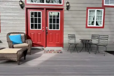 Image de Creative Clubhouse, with Private outdoor Habitat