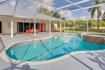 Image de West Palm Beach Rental w/ Private Pool & Patio!