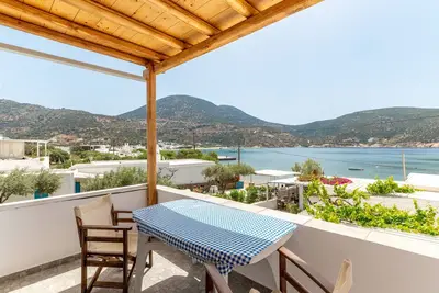 Image de Studio 'Sifnos 6' avec vue sur la mer, Wi-Fi et climatisation