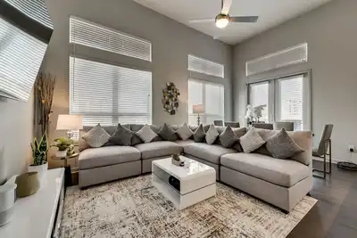 Image de 25% Off 3bd, Lakeview, Hwy348  - Las Colinas - Lc058-1