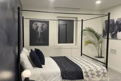 Image de Minimalist sauna retreat