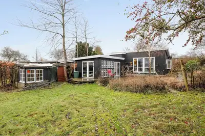 Image de Cozy 'witch's house' with fjord view