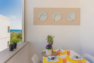 Image de Maison vue mer - à 50 pas de la mer - 4 lits - véranda vue mer