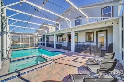 Image de Your Beautiful 5 Star Villa Minutes from Disney on the Prestigious Champions Gate Resort