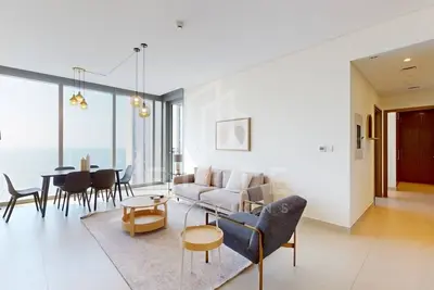 Image de Sea and Marina Views | Fully Furnished 2-bedroom Apartment