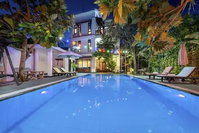 Image de 20% Off - New Listing - Private Villa 7BRs w\/ Amazing Pool & Garden