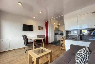 Image de Strandliebhaber's Versteck: Charmante Wohnung mit Meeresnähe