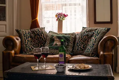 Image de Charming holiday let in the heart of Scarborough's old town.