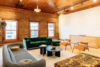 Image de Hc Turner Building - Historic Hudson (Sleeps 10)