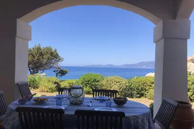 Image de Villa Pieds Dans Leau Pointe de la Castagna - Baie Dajaccio - 12 Couchages