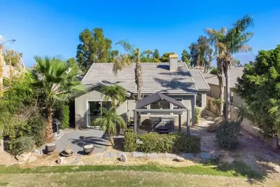 Image de Walk to Coachella Event 3br 1br Casita Sleeps 12
