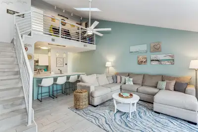 Image de Exquisite 2 Bdrm, 2 Bath, pet friendly Sound View Townhome on Navarre Beach!