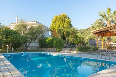 Image de Villa Lilly - Six Chambres Villa, Couchages 12