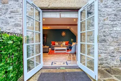 Image de Pass the Keys | Stunning 2 Bed Cottage Walk in to Bakewell