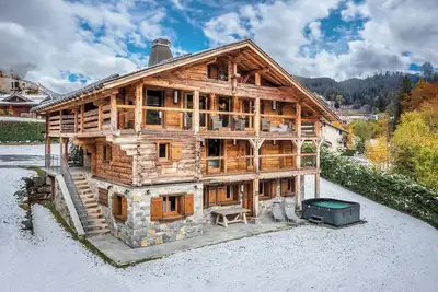 Image de La Ferme du Gron - Beautiful Chalet in Les Carroz