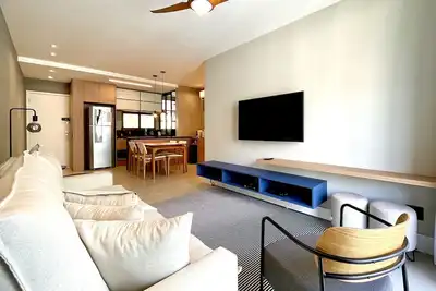 Image de Flat Novo e Reformado ao Lado da Praia de Ipanema!