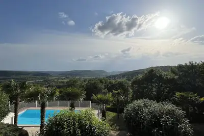 Image de Maison avec piscine et superbe vue sur la vallée de la Dordogne