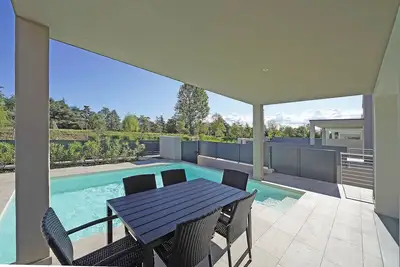 Image de Wonderful Garda Villa | 3 Bedrooms | Villa Prestigio 2 | Private Pool & Close to Amenities | Brescia