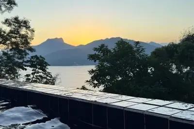 Image de Casa Aconchegante com Vista Para o mar e em Meio à Natureza. Com Piscina!