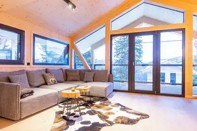 Image de Superior Chalet # 26 with Sauna & Hot Tub