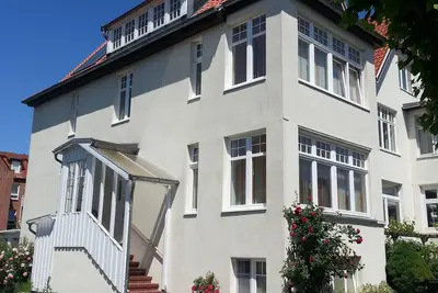 Image de Appartement \"Haus Übersee Wohnung Fidji\" avec terrasse privée, jardin partagé et Wi-Fi