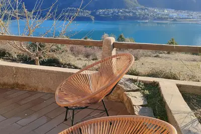 Spacieux T4 de Plain-pied Avec Terrasse vue lac