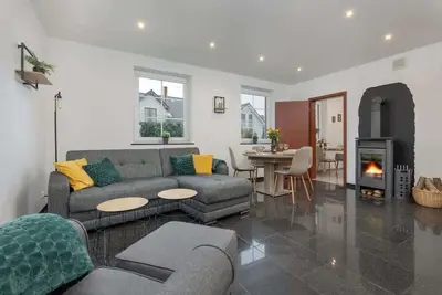 Image de Senko Apartment | Spacious | Garden | Parking