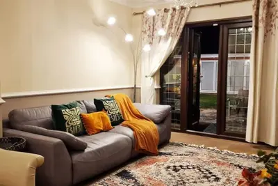 Image de Cozy, modern, spacious 4 bedroom house in london\n