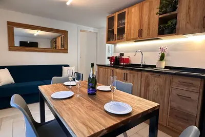 Image de Village center, 2 bathrooms, garage and renovated