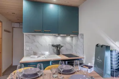 Image de Studio moderne cabine 4 pers près des pistes