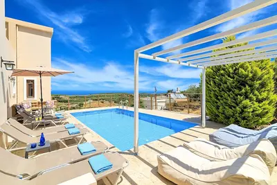 Image de Cretan Sunny Villa Heated Pool\n