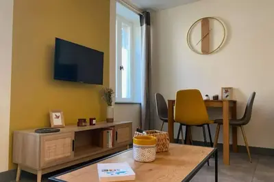 Image de Appartement en rez-de-chaussée avec parking privé