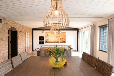 Volledig Vernieuwde Hoeve aan zee Waar Luxe, Comfort, Ruimte en Rust Troef Staan