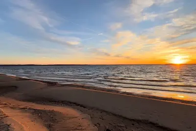 Image de Bella Spiaggia! Long range big water views and Sandy Beach front property! !