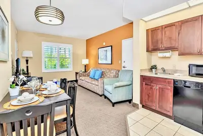 Image de King Bed Apartment with Pool & Hot Tub